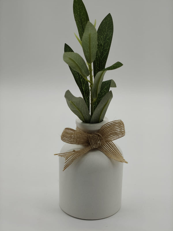 مزهرية زيتون تراثية صغيرة – لمسة من فلسطين