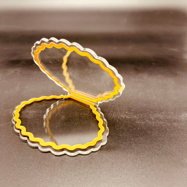 توزيعة صدفة اكرليك